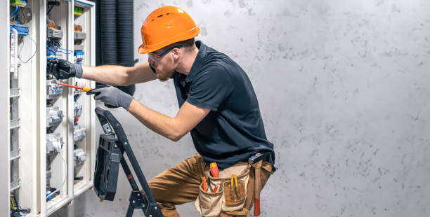 Best Electrical Outlet Repair  in Carlton, OR